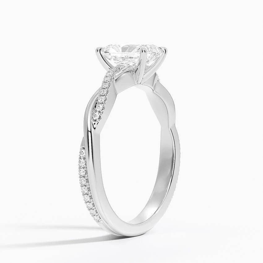 愛の絆 ラディアントカット ねじりアームリング｜ラボグロウンダイヤモンド｜GEMIKA